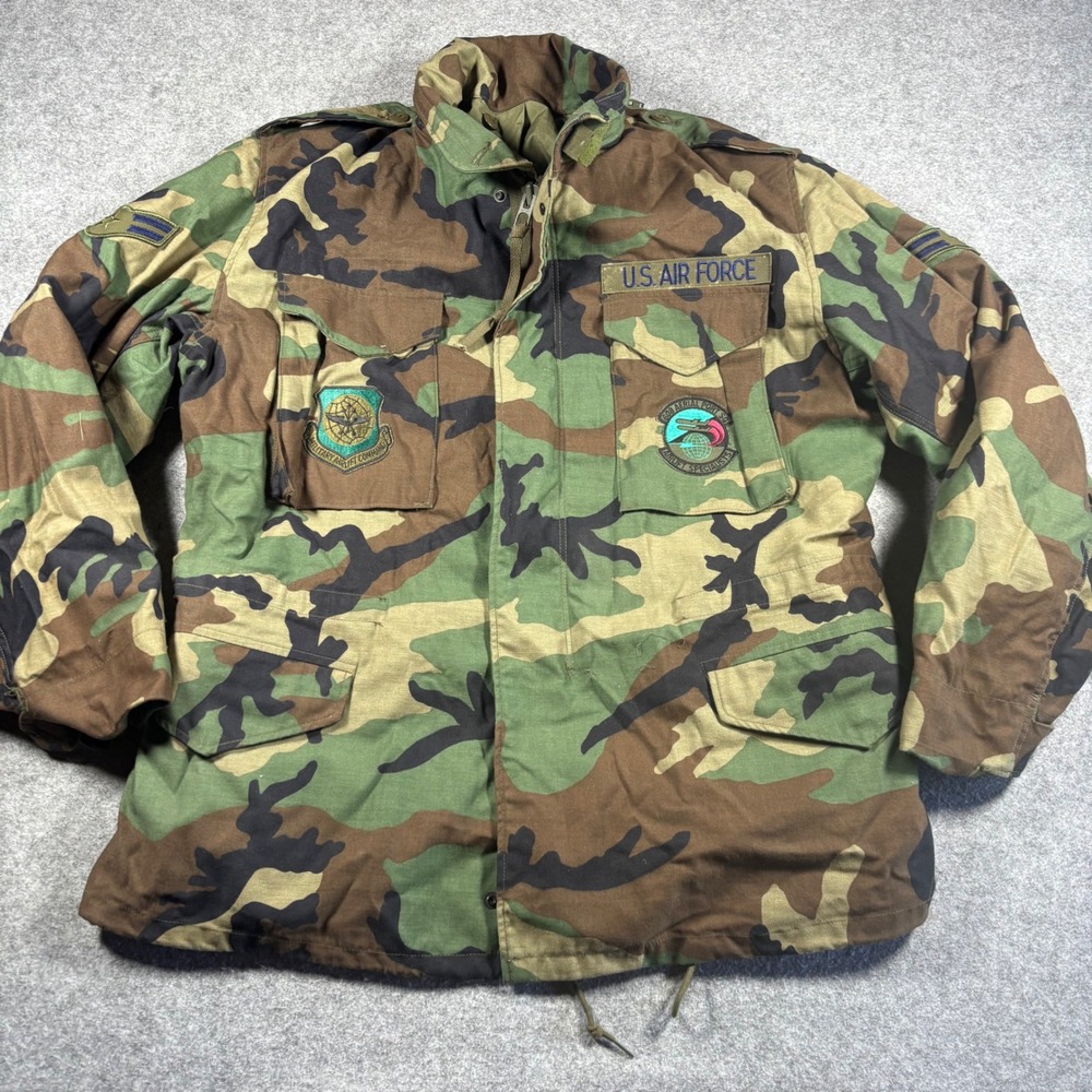 Vintage 1989 US Air Force M-65 Field Jacket Woodland Camo Large Regular Patches